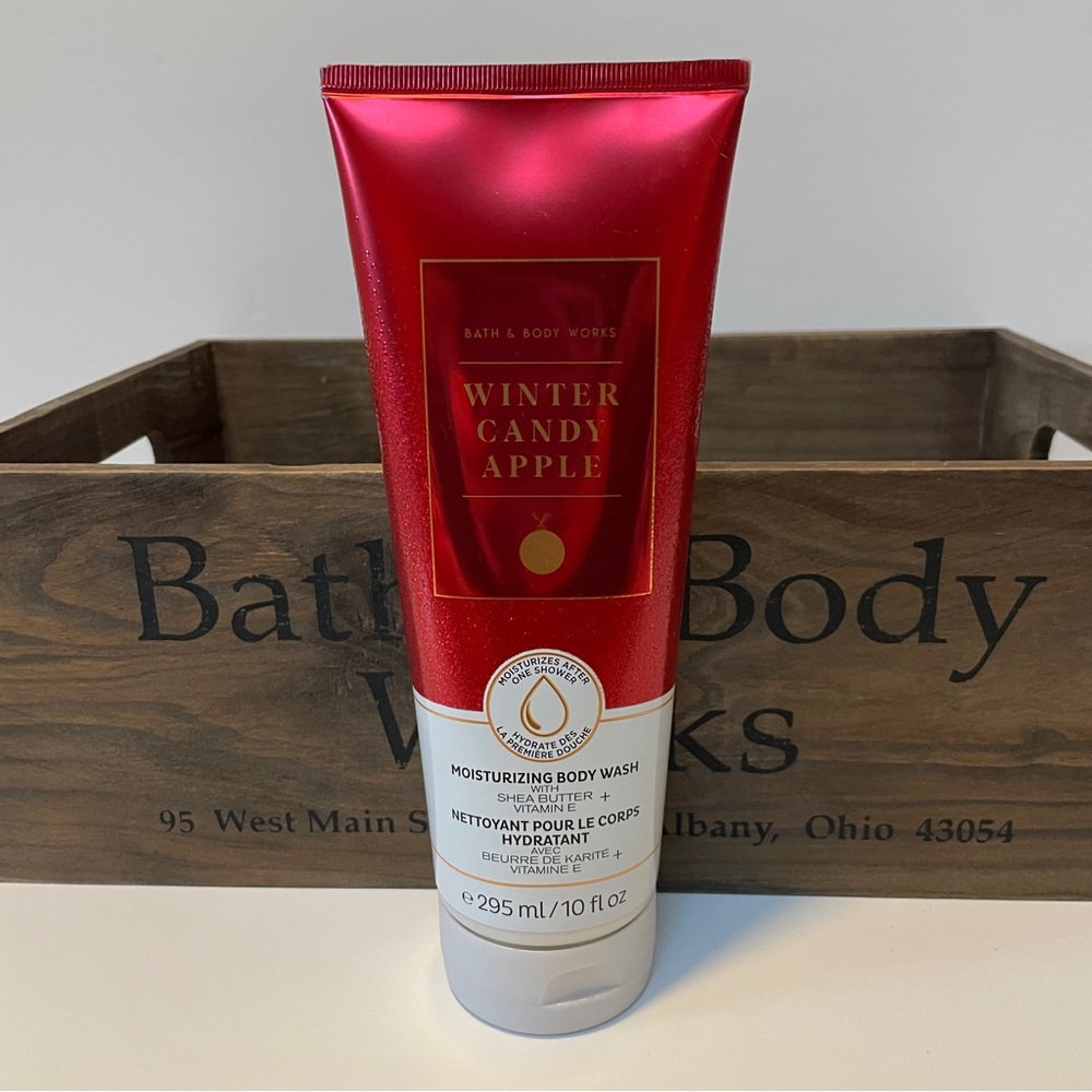 Bath & Body Works Winter Candy Apple Moisturizing Body Wash